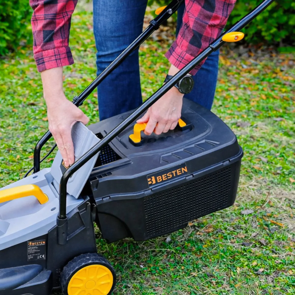 Kosiarka elektryczna BESTEN BE0002911 - kosz na trawę 35l